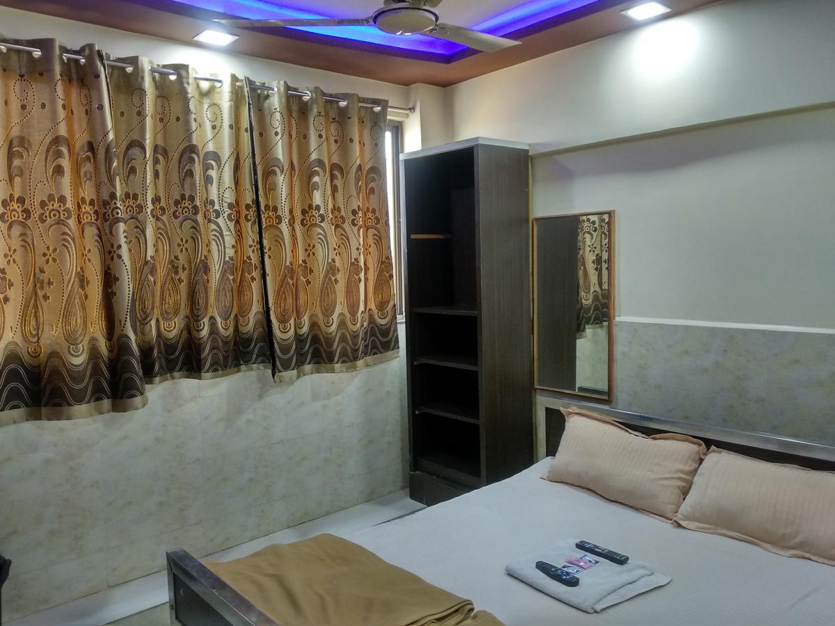 Hotel Gokul Ahmedabad Luaran gambar